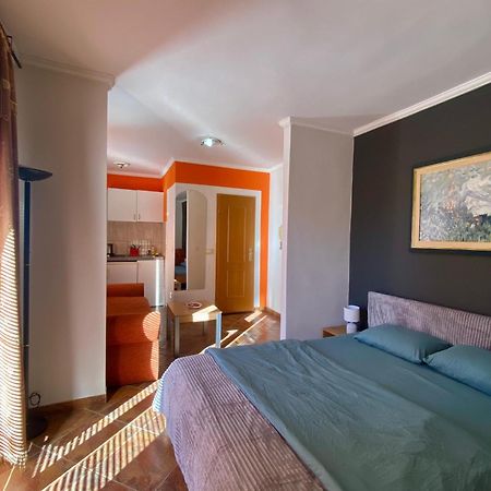 Markovic Aparthotel - Budva Becici Hotel Dış mekan fotoğraf