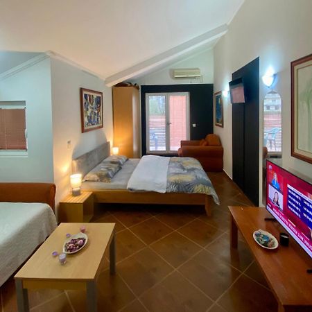 Markovic Aparthotel - Budva Becici Hotel Dış mekan fotoğraf